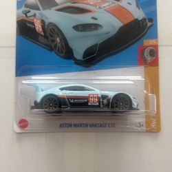 Hot Wheels Aston Martin Vantage GTE Diecast Car