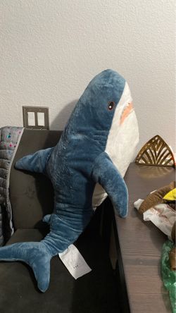 Baby shark - muñeco