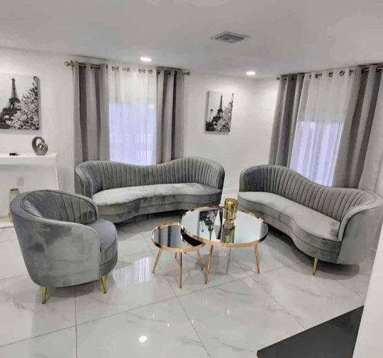 I Sell Sofá, Loveseat And Chair. Ask For Price. Preguntar Precio