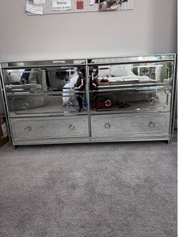 Simplicity Mirrored 6 Drawer Chest
