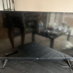 30’ TCL Roku Tv