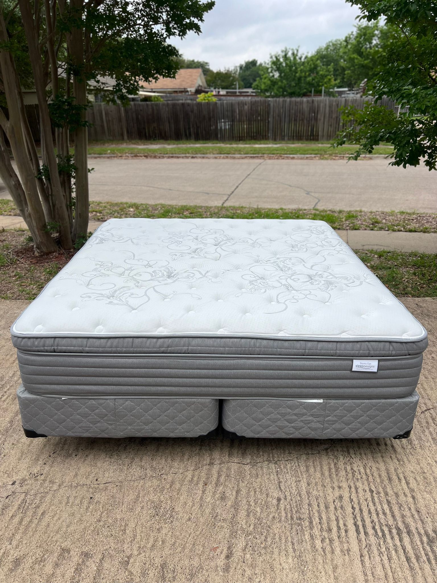 King Bed Include Mattress Box Spring And Metal Base