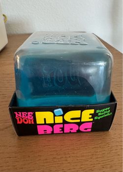 Authentic Nee Doh! Nice berg size XL