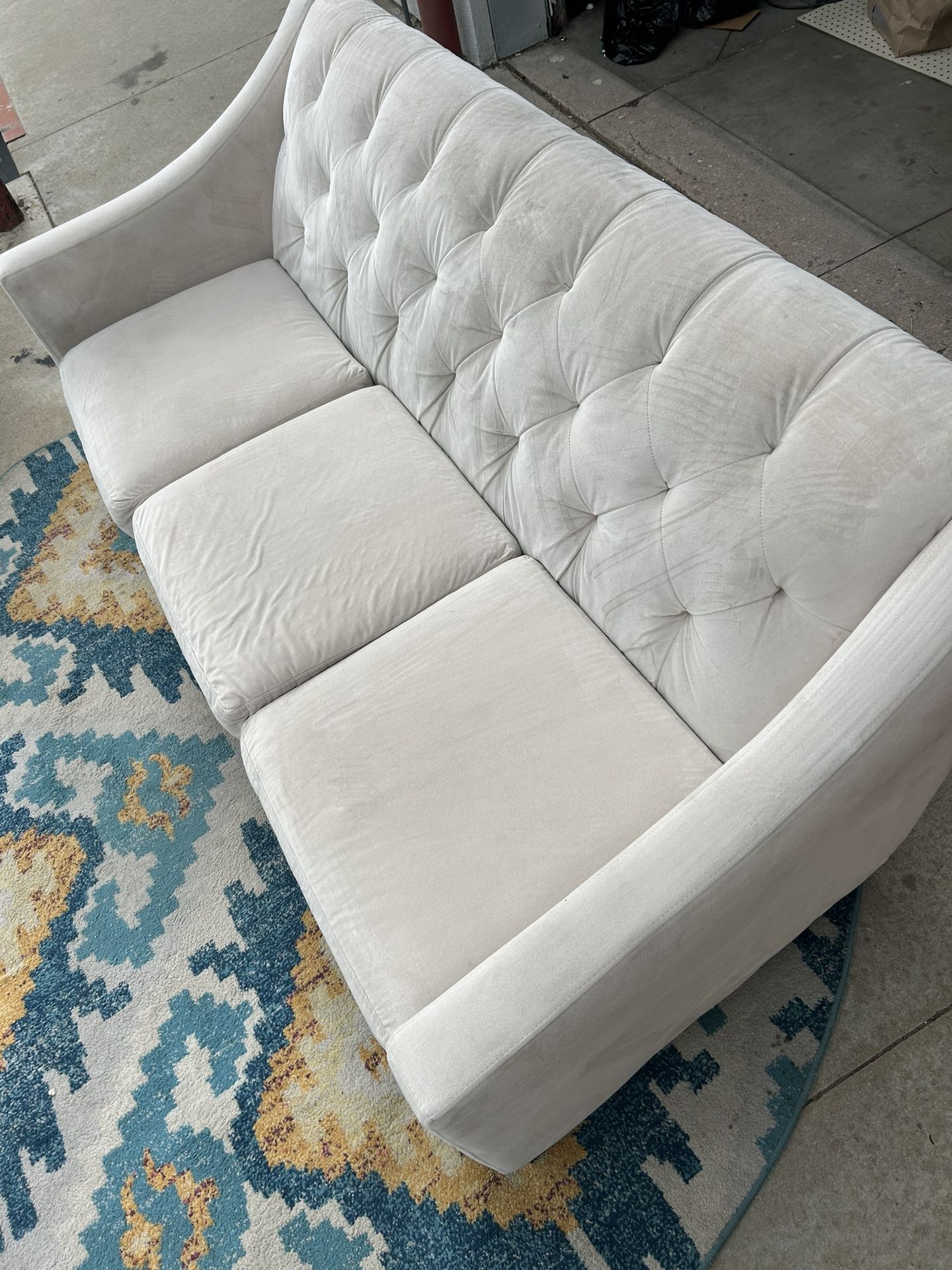 Couch (Free Delivery)