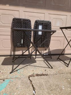 4 folding activity tables