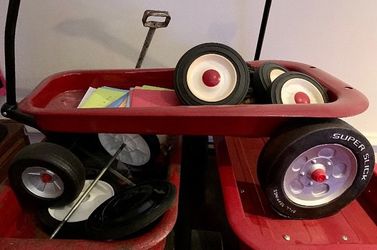 A super cool/RARE and highly collectible Fireball 2000 pull wagon. $200 FIRM.  FAIR condition!  These are/were the holy grail of the pull wagons!  Mos