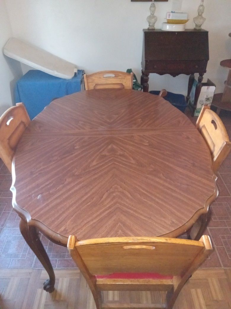 DINING ROOM TABLE & CHAIRS ANTIQUE 