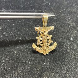 14k Anchor/crucifix 5.6g