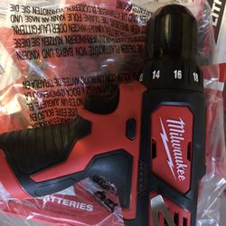 Brand New Milwaukee Top Rated M12 12-Volt Lithium-Ion Cordless 3/8 in. Drill/Driver (Tool-Only