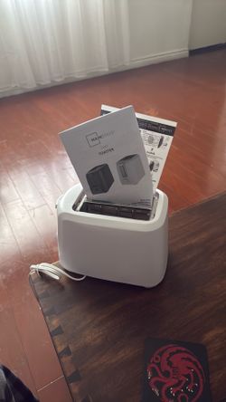 Free Toaster (NEVER USED)
