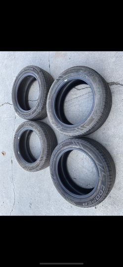 4 — 235/55r18 Cooper Tires Good 80% Treads 2022 DOT!!!!