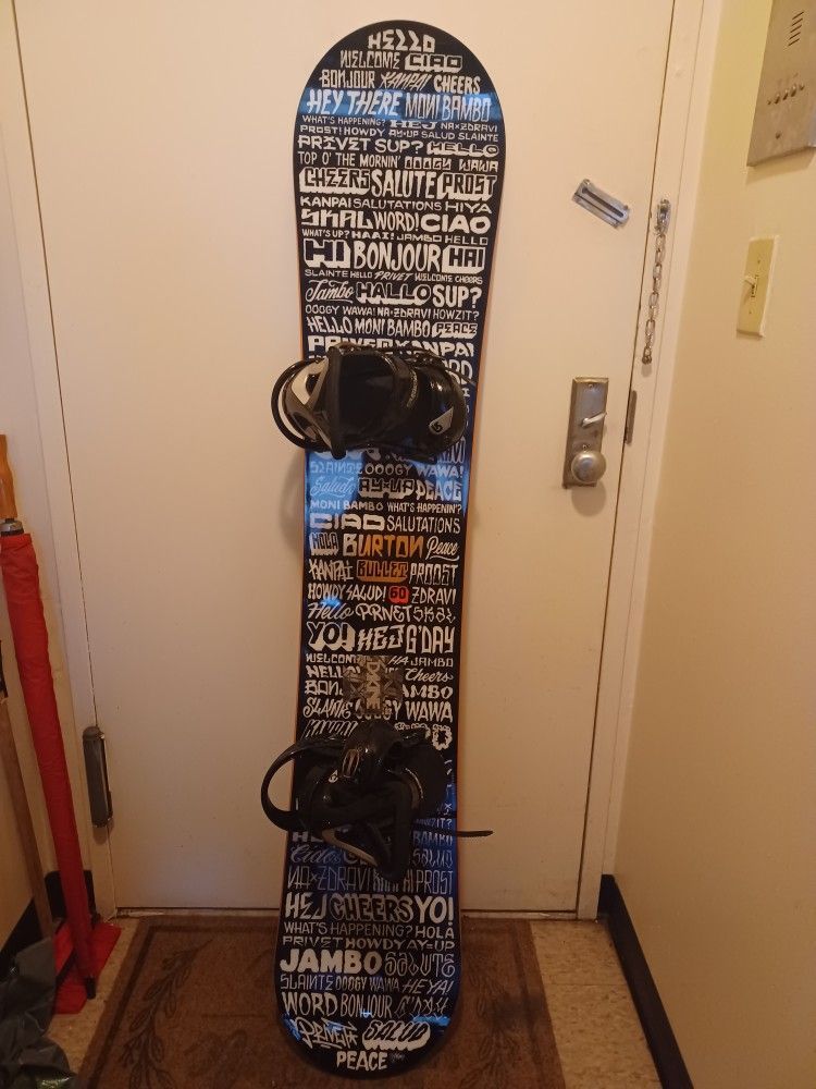 PROFESSIONAL COSTUME BURTON BULLET SNOWBOARD, MINT CONDITION,10 INCH WIDE,5 FEET TALL ONLY PICK UP