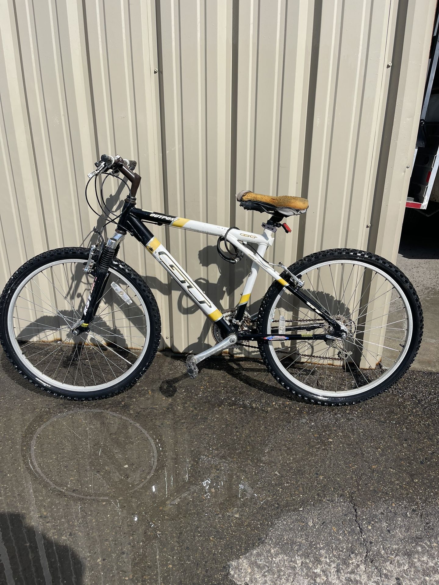 GT Mountain Bike