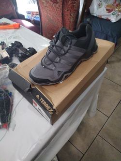 ADIDAS Terrex AX2R
