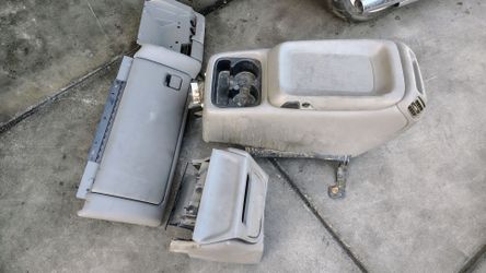 Two Piece Center Console with Vents, out of 02 Silverado 2WD.