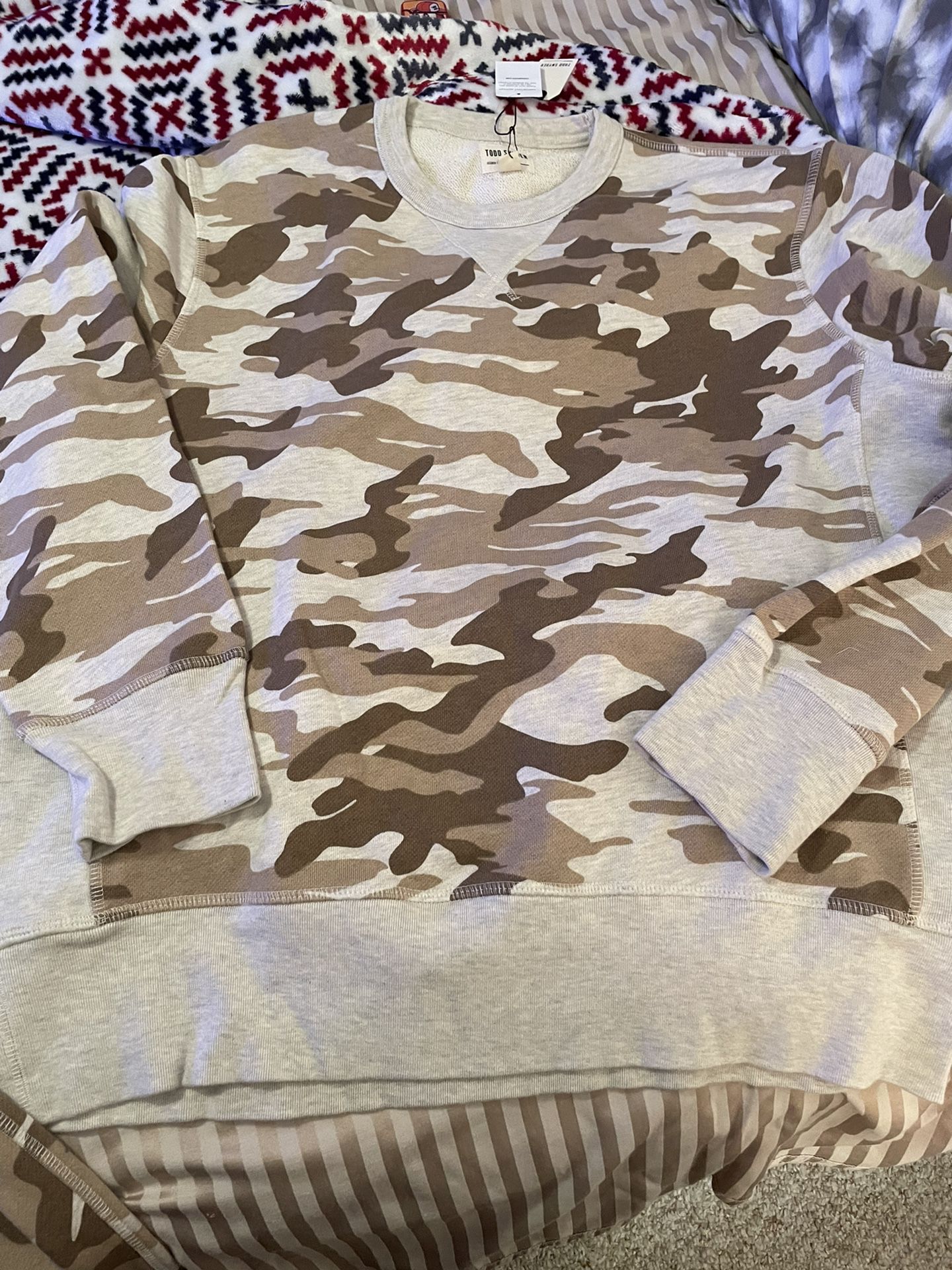 Todd Snyder New With Tags Men’s Sand Camo Sweatshirt And Sweatpants 
