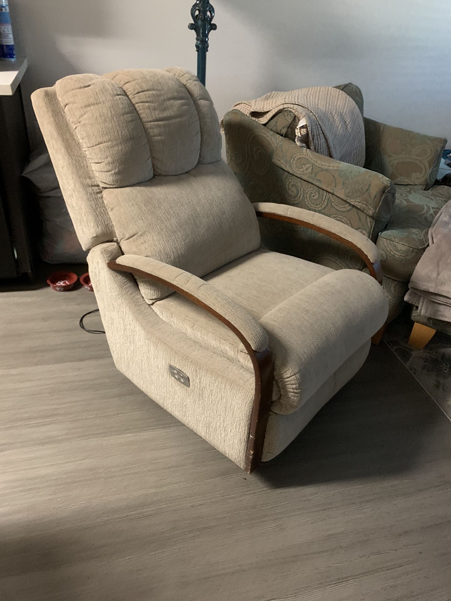 Lazy Boy Recliner Chair