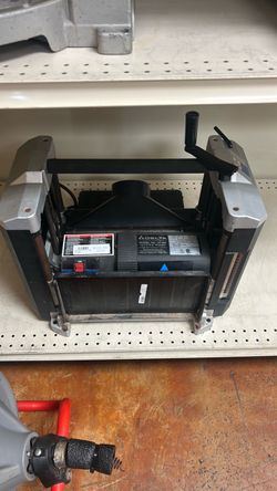 Delta 22-560 12.5" Thickness Planer