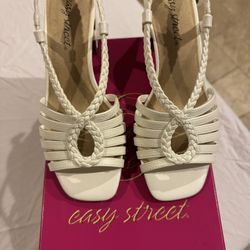 Women’s Sandals 6 1/2