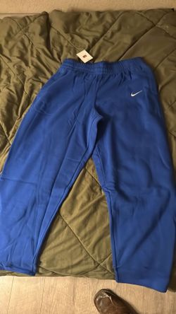 2 XL nike team sweats