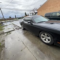 2014 Dodge, Challenger, SXT 3.6 L