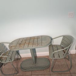 Mint Green Metal Nesting Table & Chairs