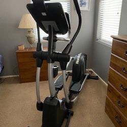 NordicTrack SE9i Elliptical - $500.00 obo