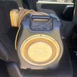 Brinca Blower