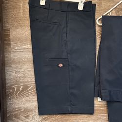 Dickie shorts size 34