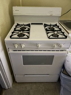 Frigidaire Stove