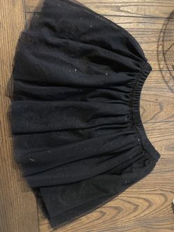 Black skirt size L 10/12