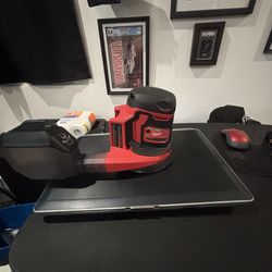 Milwaukee M18 Sander