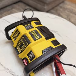 Stanley FatMax 1200 Peak Amp Jump Starter & Portable Power Station