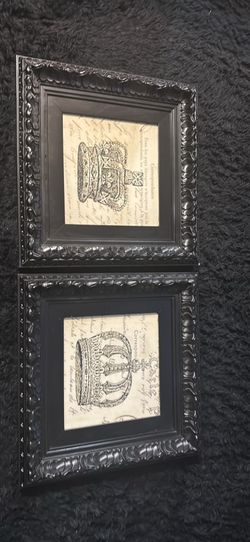 Crown wall art