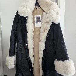 Womens Parka in Black with Cream Faux Fur