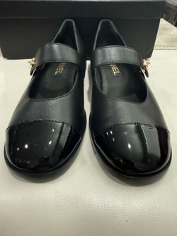 Chanel mary Jane’s flats size 38 (8) brand new