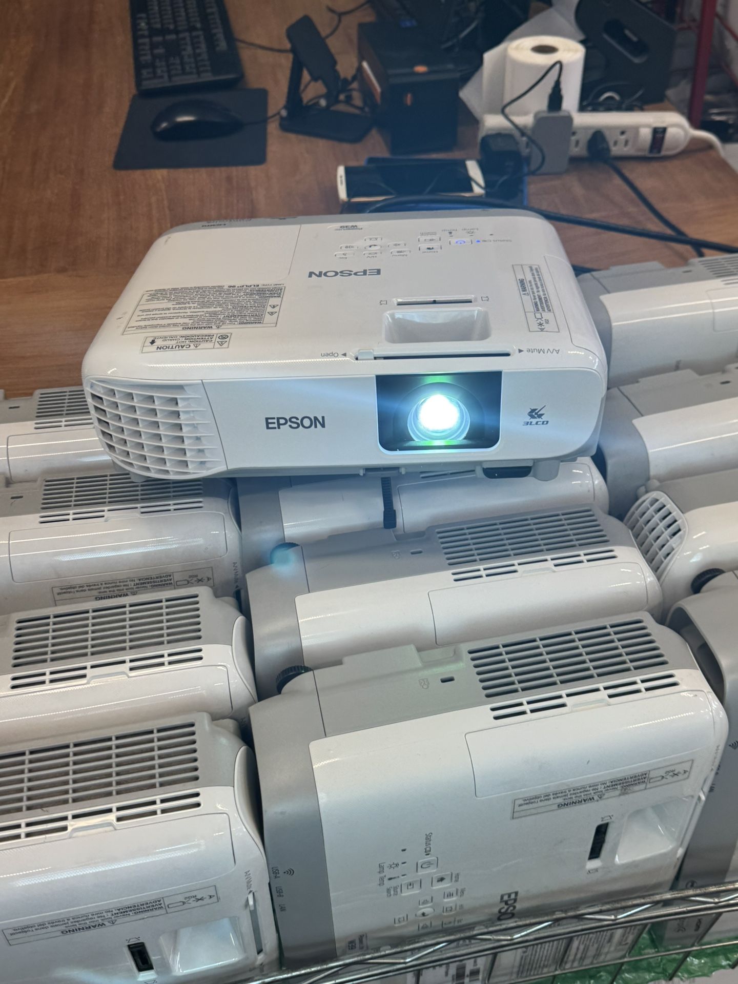 Epson PowerLite W39 Projector, no Remote , $100 each, comes with power and HDMI cables