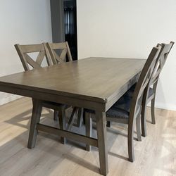 Dinning Table + Chairs