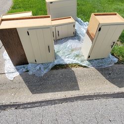 5 Free Wall Cabinets, Pick Up