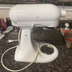 KitchenAid Artisan Mixer