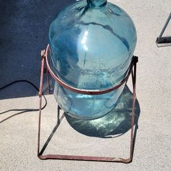  Water Jug & Holder