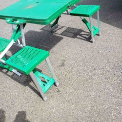 4 Person Green Plastic Portable Picnic Table 