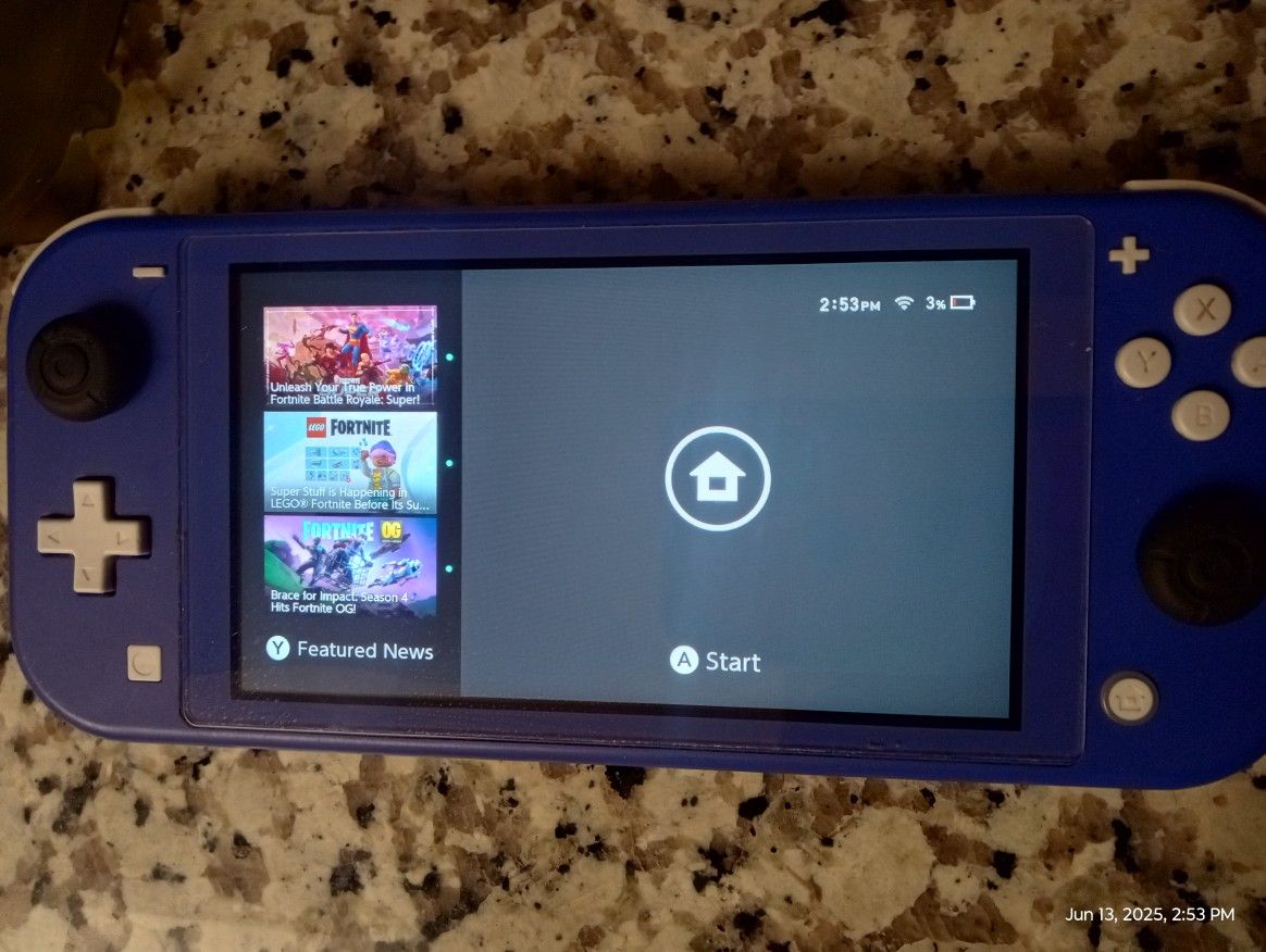 Nintendo Switch Lite 