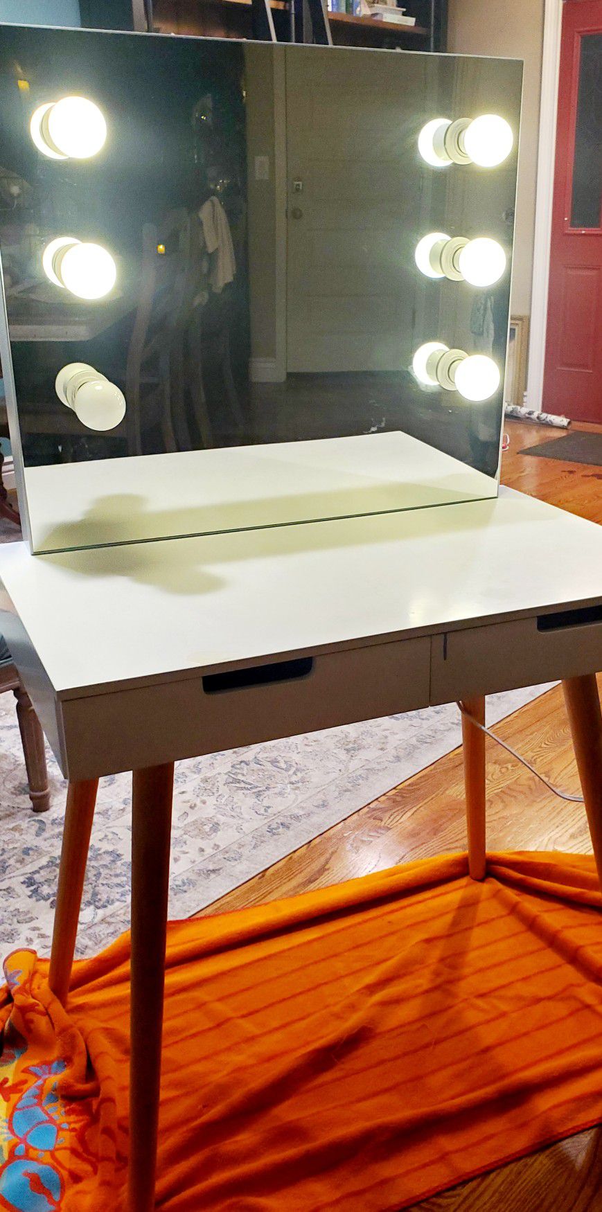 Vanity Desk with Lighted Mirror And Drawers White 