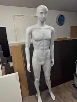 Full-Body Male Mannequin – Glossy White – Excellent Condition