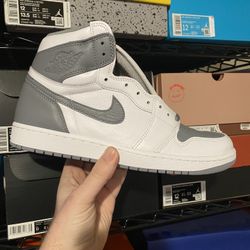 Air Jordan 1 ‘Stealth’