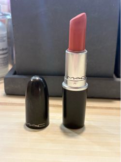 Women’s Makeup Discontinued MAC Matte Lipstick