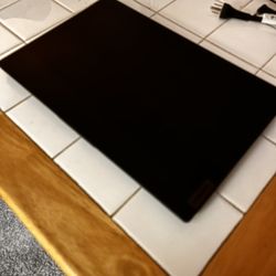 Lenovo Laptop, 16g RAM 2T Memory Barely Used