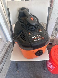 Ridgid 4 Gallon 5.0 Peak HP Portable Wet Dry Vac