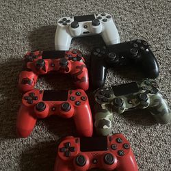 PS4 controllers